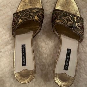 Embroidered and beaded Claudia Ciuti mules size 8.5